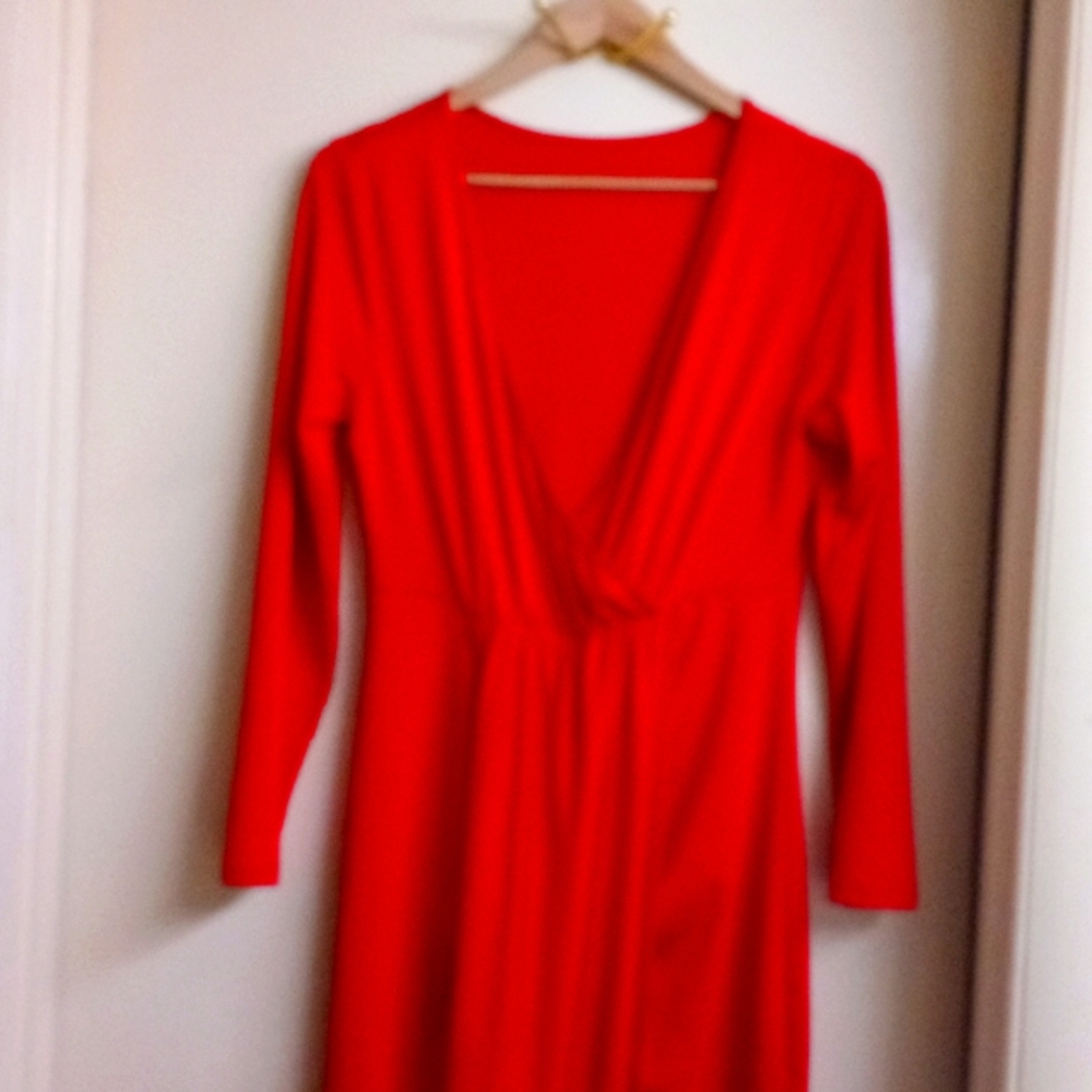 Beautiful long red dress,stretch size large